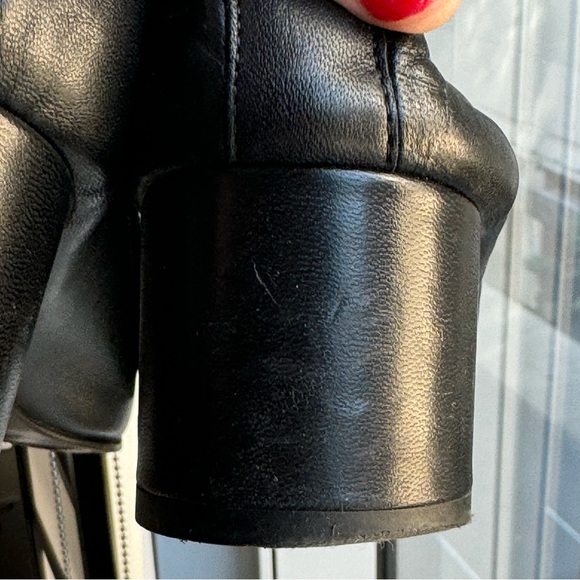 Everlane Black Italian Day Heel Size 8.5 (scratched and signs of wear) - Picture 8 of 13